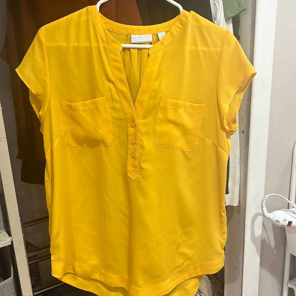 Yellow top